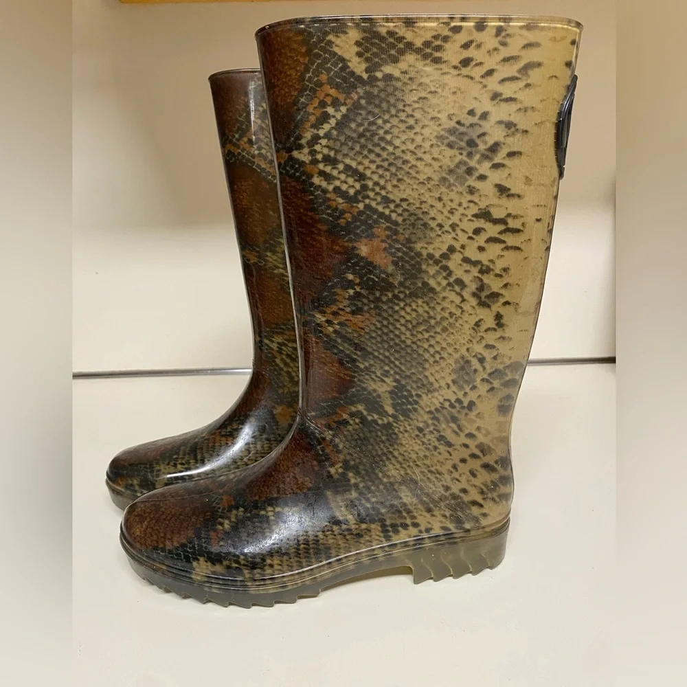 Stuart Weitzman Snakeskin Print Tall Rain Boots- Women’s‎ Size 9